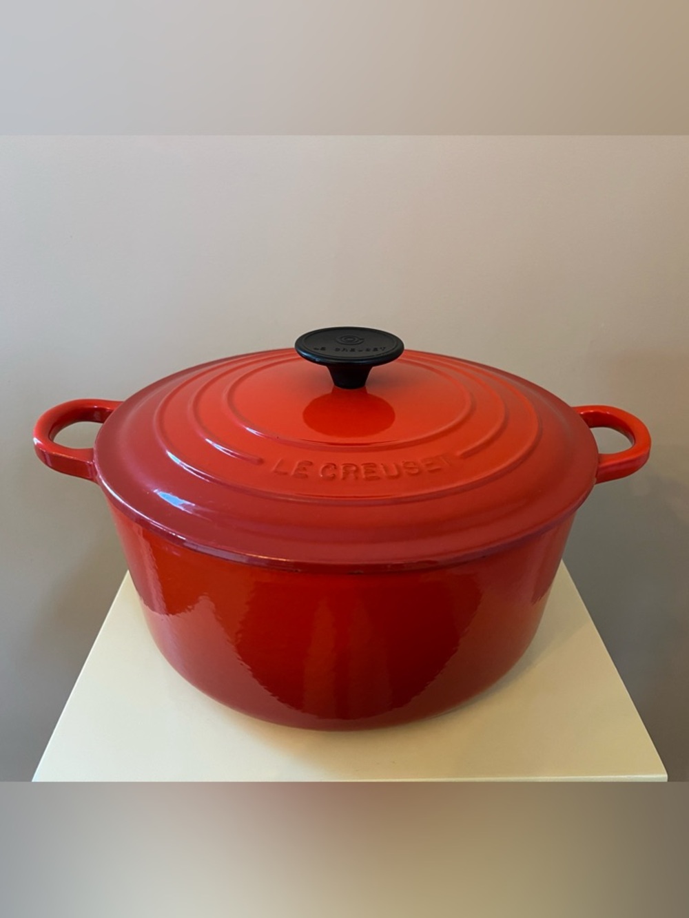 Le Creuset 4.5 Qt Round Enameled Cast Iron Dutch Oven